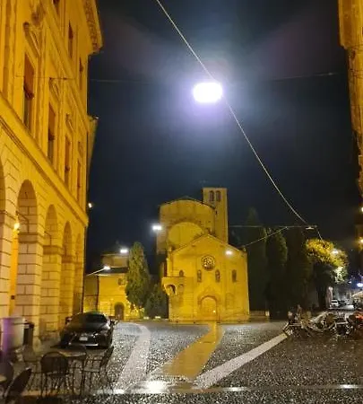 Historic E Comfort - Locazione Semplice Lägenhet Bologna